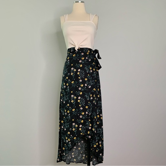 H&M Floral Wrap High-Low Midi Skirt - Picture 2 of 13